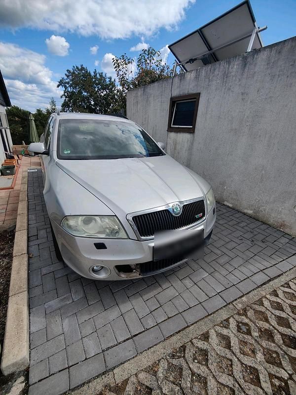 Silber Gebraucht 2006 Skoda Octavia RS Kombi | 600 € - Bild 1/4