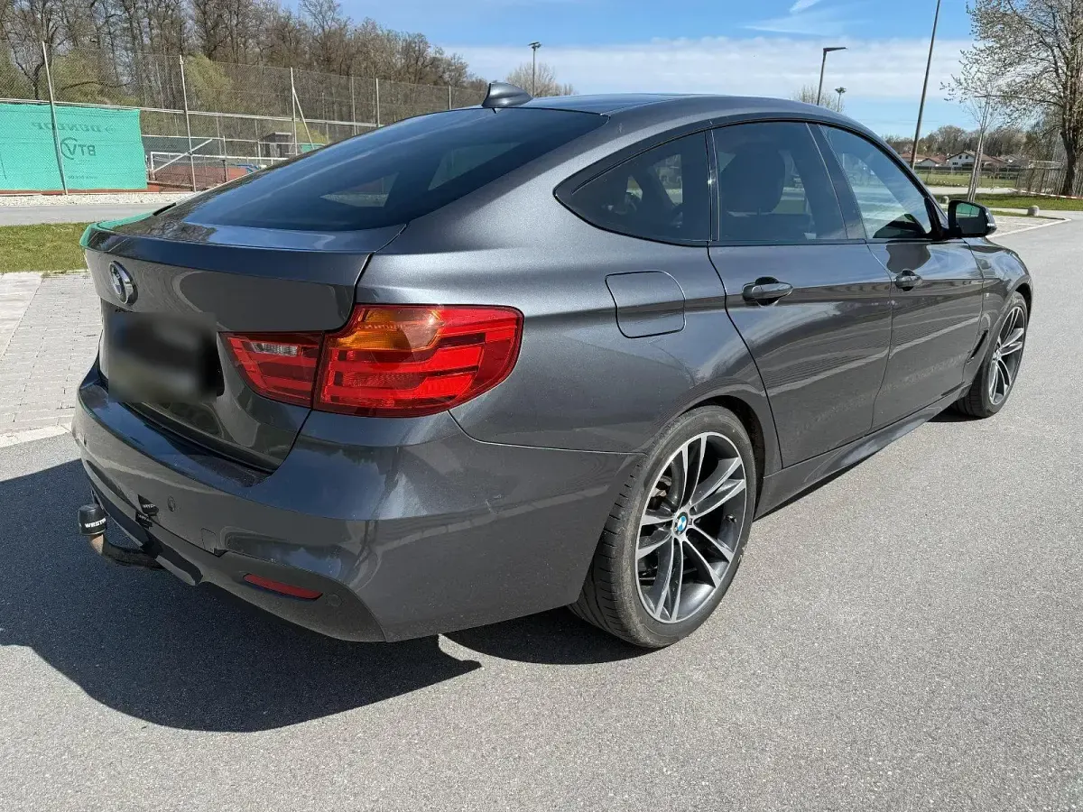 Gebraucht BMW 330 M Sport 258 PS (189 kW) 2016 Andere farben Limousine