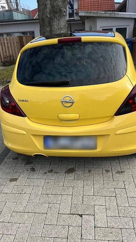 Gebraucht Opel Corsa Eco 100 PS (73 kW) 2011 Gelb Kleinwagen