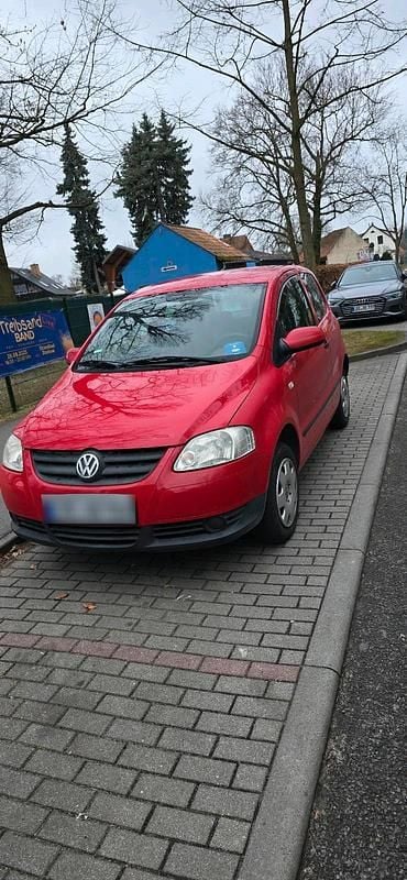 Gebraucht VW Fox 71 PS (52 kW) 2008 Rot Kleinwagen