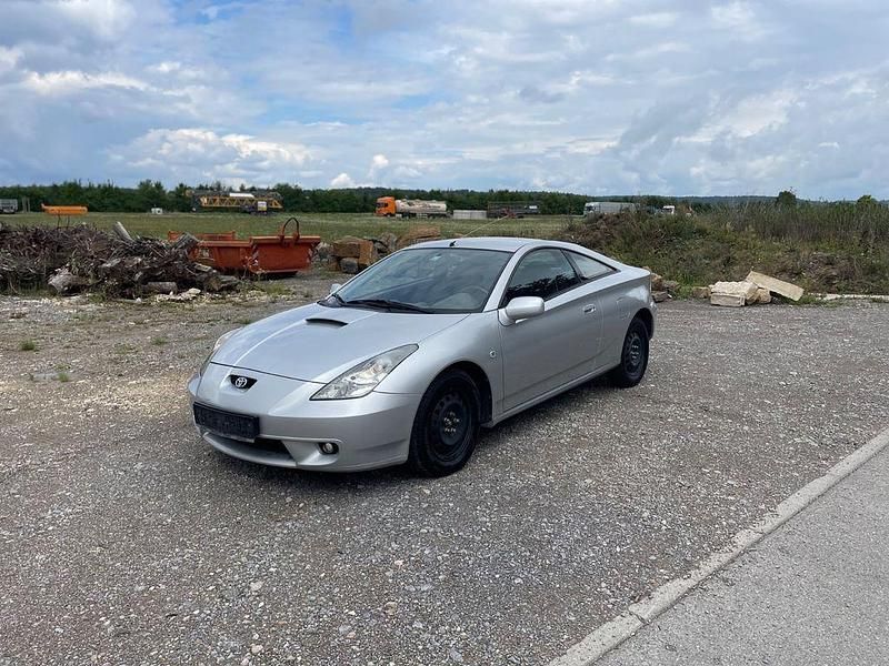 Silber Gebraucht 2002 Toyota Celica Coupé | 5.299 € (Guter Preis) - Bild 1/4