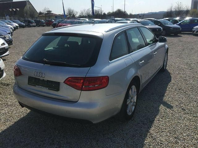 Gebraucht Audi A4 Ambiente 160 PS (117 kW) 2010 Silber Kombi