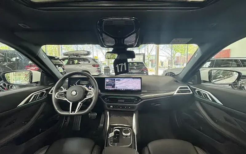 Gebraucht BMW 430 Shadowline 286 PS (210 kW) 2025 Weiß Coupé