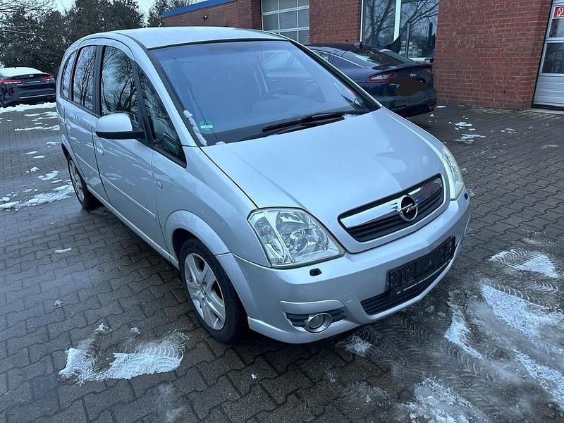 Gebraucht Opel Meriva Innovation 125 PS (91 kW) 2010 Silber Van / Kleinbus