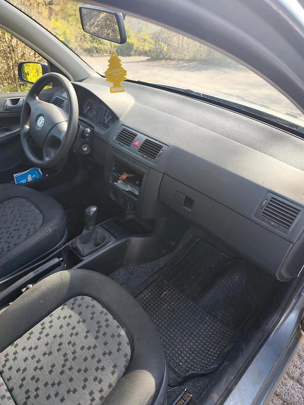 Gebraucht Skoda Fabia 54 PS (39 kW) 2006 Grau Kleinwagen