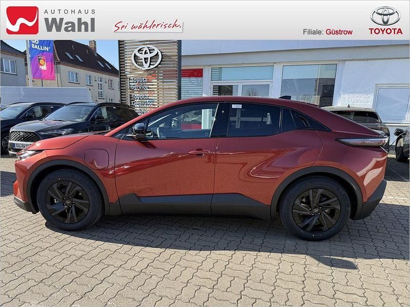 Gebraucht Toyota C-HR+ 164 kW (224 PS) 2026 Orange SUV