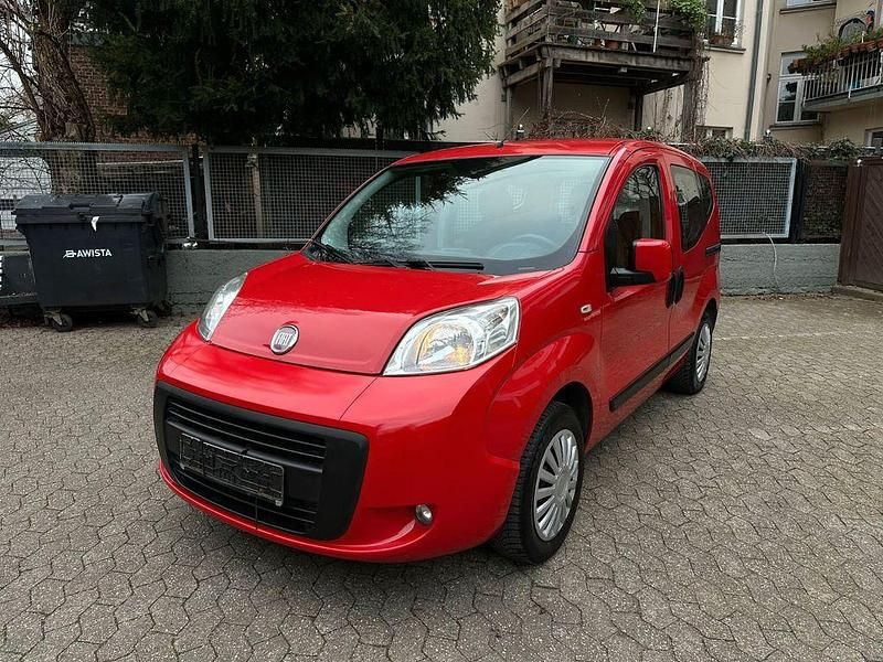 Rot Gebraucht 2010 Fiat Qubo Dynamic Van / Kleinbus | 3.200 € - Bild 1/4