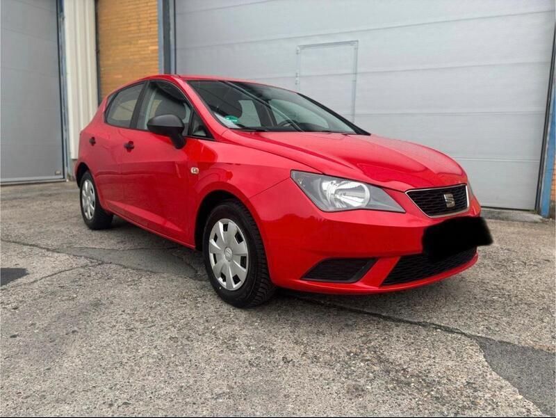 Rot Gebraucht 2015 Seat Ibiza Reference Limousine | 4.500 € (Guter Preis) - Bild 1/4