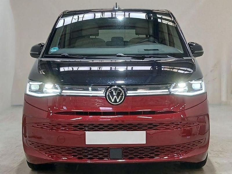Gebraucht VW Multivan Style 150 PS (110 kW) 2024 Rot Van