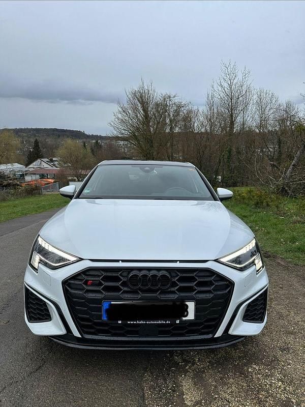 Gebraucht Audi S3 Ambiente 310 PS (228 kW) 2022 Weiß Limousine