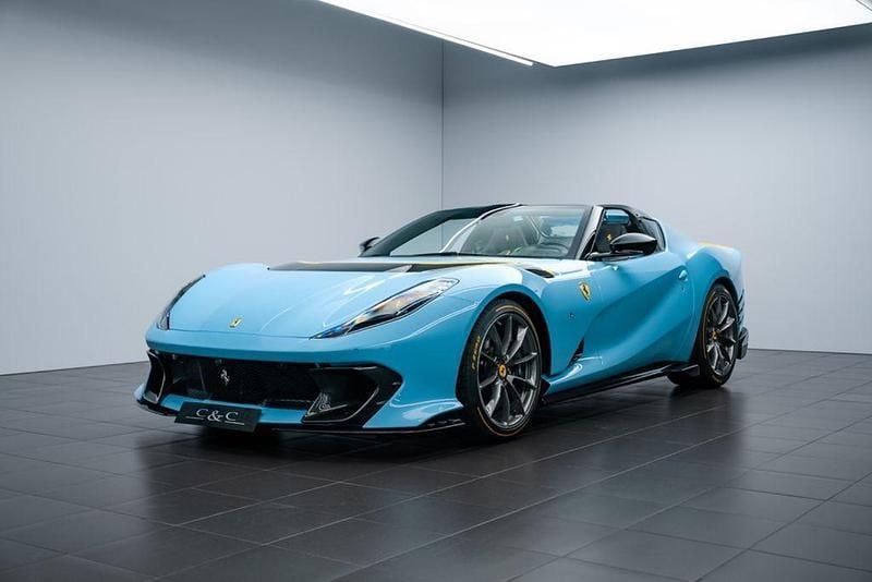 Blau Neu 2025 Ferrari 812 Cabrio | 1.775.000 € - Bild 1/4