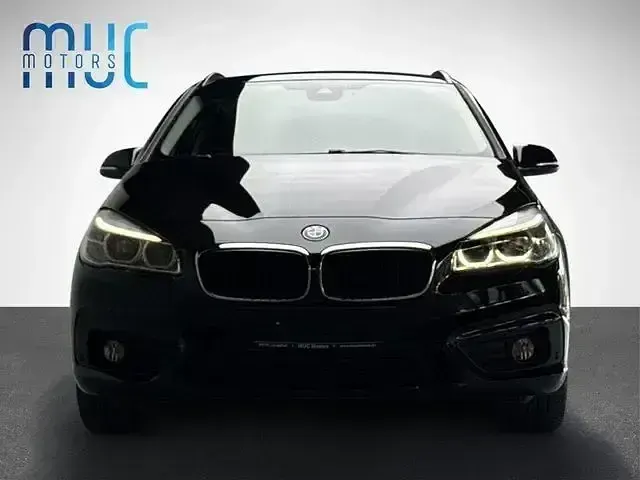 Gebraucht BMW 220 Active Tourer Advantage 192 PS (141 kW) 2018 Schwarz Van / Kleinbus