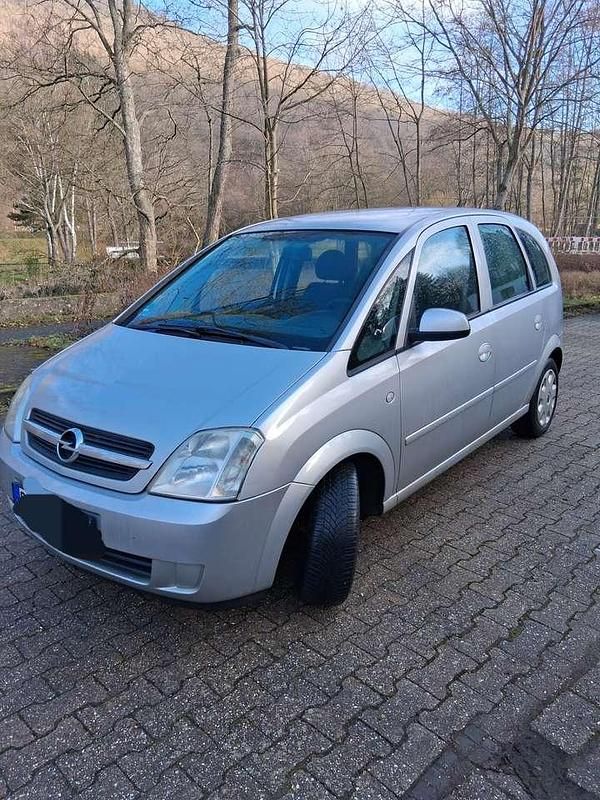 Silber Gebraucht 2005 Opel Meriva Edition Van / Kleinbus | 1.150 € (Superpreis) - Bild 1/4