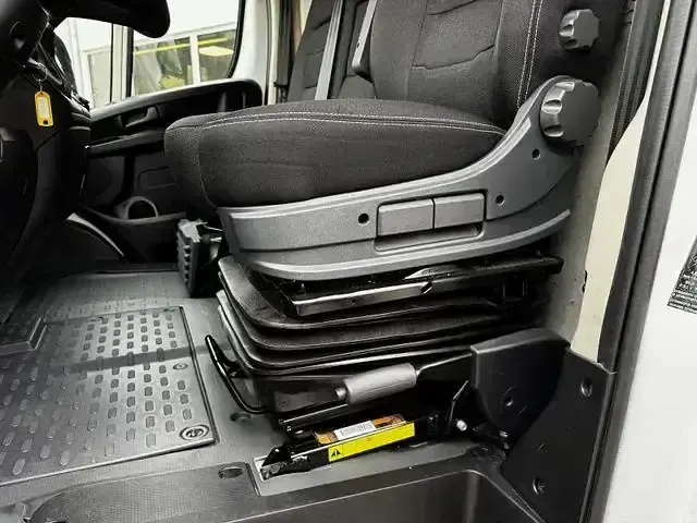 Gebraucht Fiat Ducato 180 PS (132 kW) 2024 Weiß Van