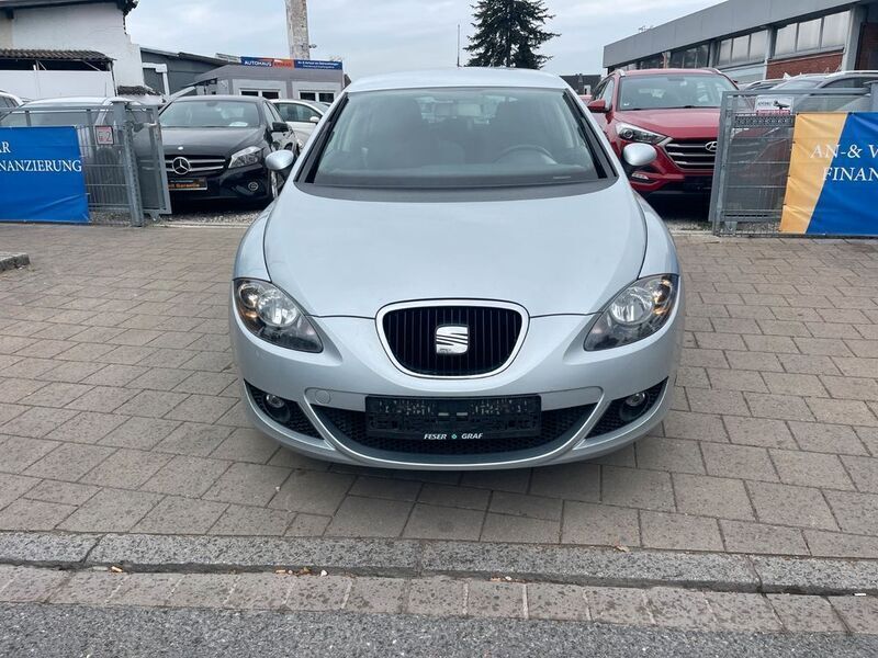 Grau Gebraucht 2009 Seat Leon Comfort Limousine | 5.999 € (Teuer) - Bild 1/4
