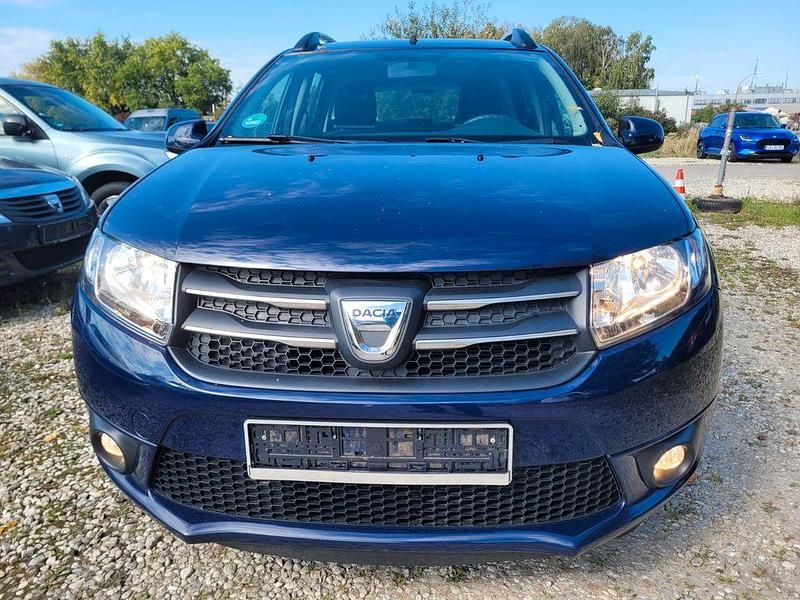 Blau Gebraucht 2016 Dacia Logan MCV Kombi | 4.299 € (Guter Preis) - Bild 1/4