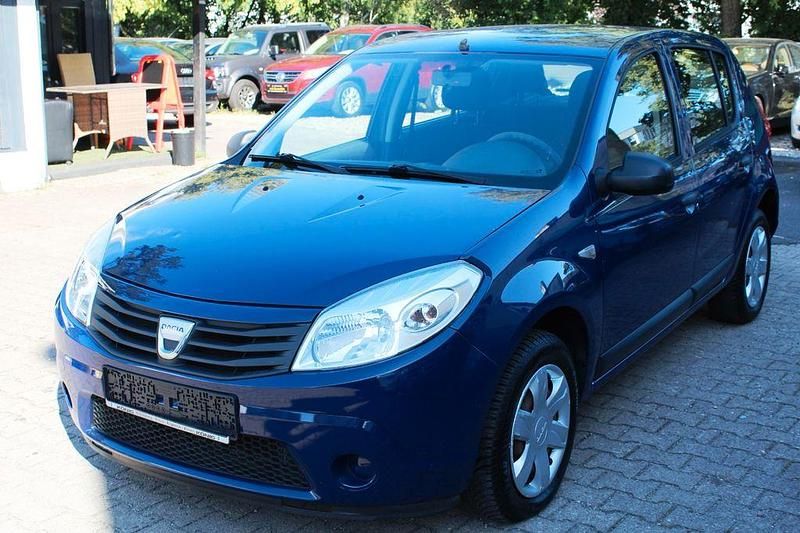 Blau Gebraucht 2009 Dacia Sandero Basis Kleinwagen | 2.490 € (Fairer Preis) - Bild 1/4