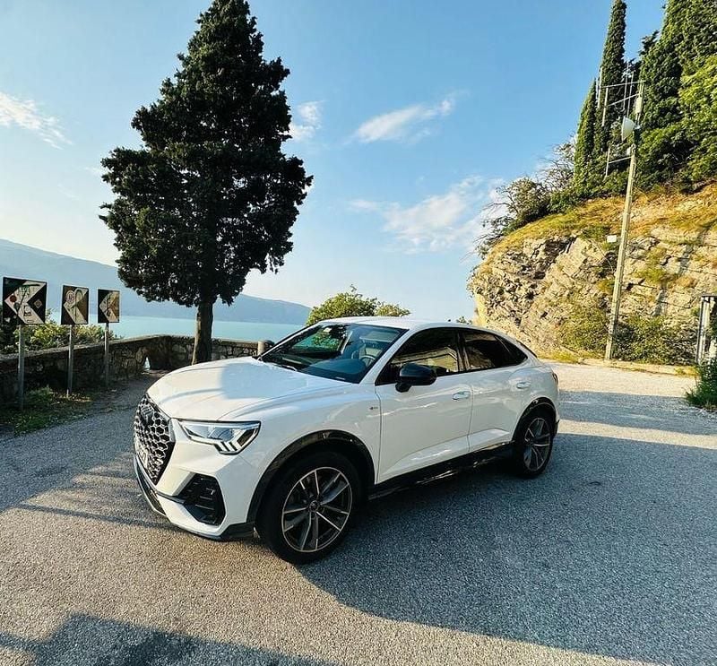 Weiß Gebraucht 2023 Audi Q3 Sportback S-Line SUV | 43.600 € (Fairer Preis) - Bild 1/4