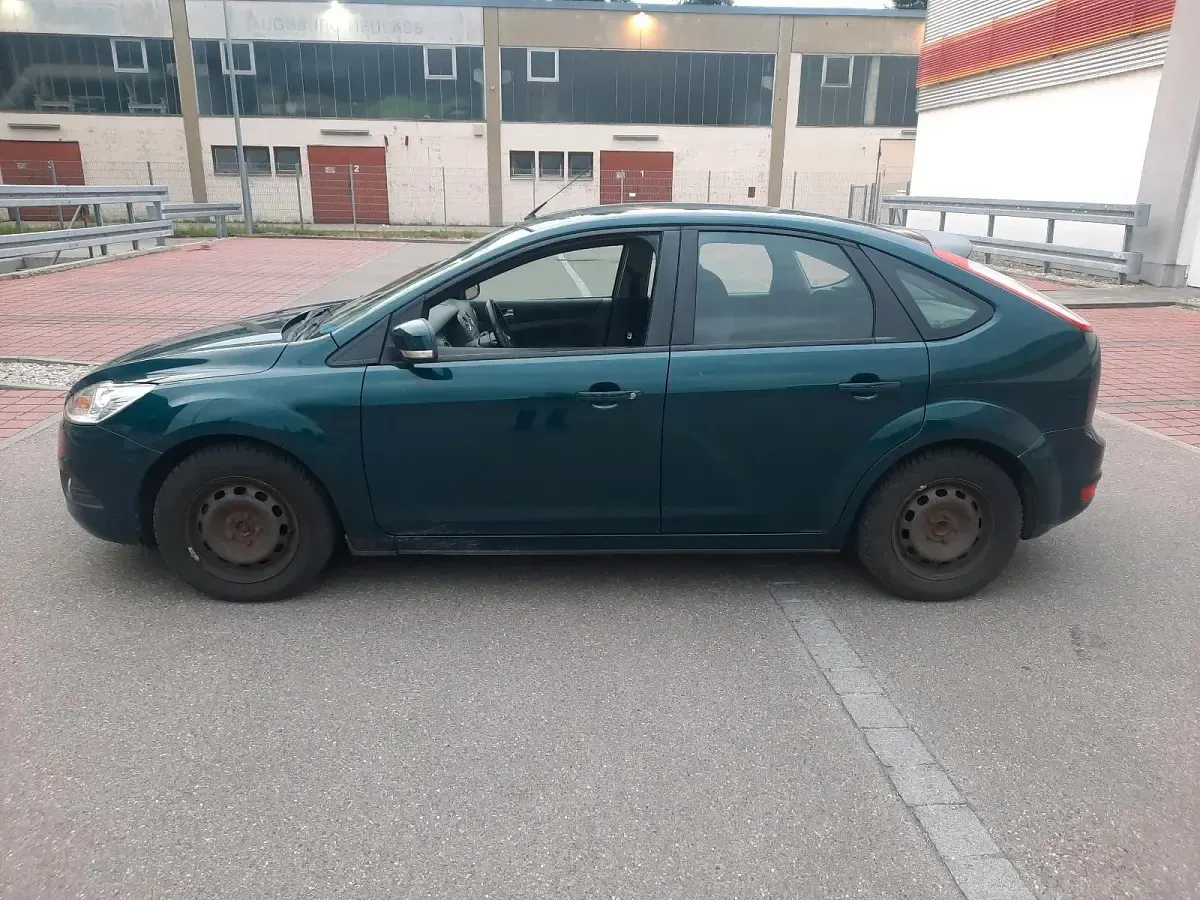 Gebraucht Ford Focus 101 PS (74 kW) 2008 Grün Kleinwagen
