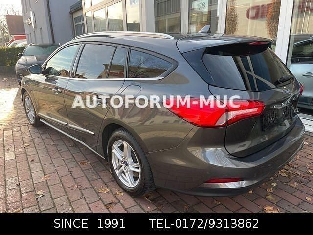 Gebraucht Ford Focus Cool & Connect 120 PS (88 kW) 2020 Braun Kombi