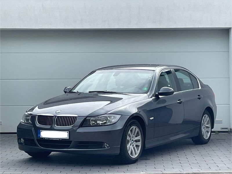 Grau Gebraucht 2007 BMW 325 Advantage Limousine | 5.800 € (Guter Preis) - Bild 1/4