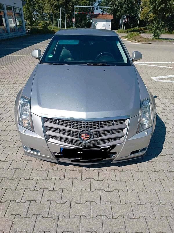 Silber Gebraucht 2008 Cadillac CTS Limousine | 3.500 € (Fairer Preis) - Bild 1/4
