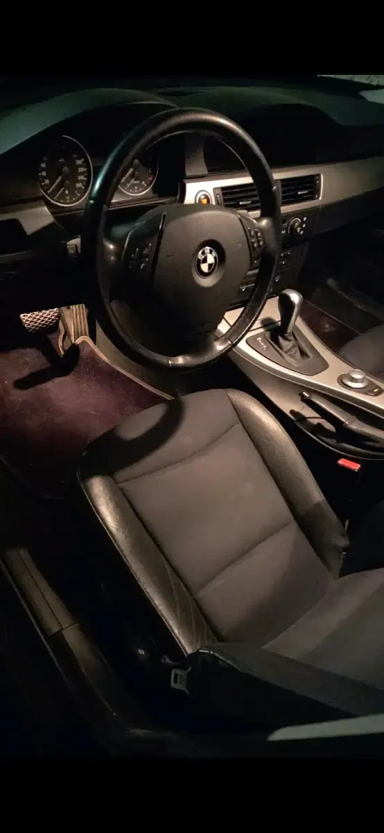 Używany BMW 330 258 KM (189 kW) 2006 Czarny Sedan/Limuzyna