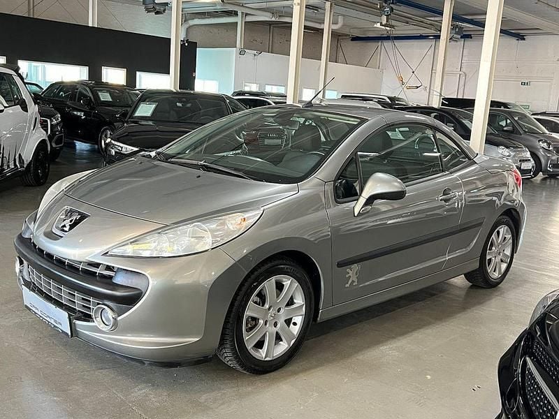 Grau Gebraucht 2007 Peugeot 207 CC Sport Cabrio | 2.999 € (Fairer Preis) - Bild 1/4