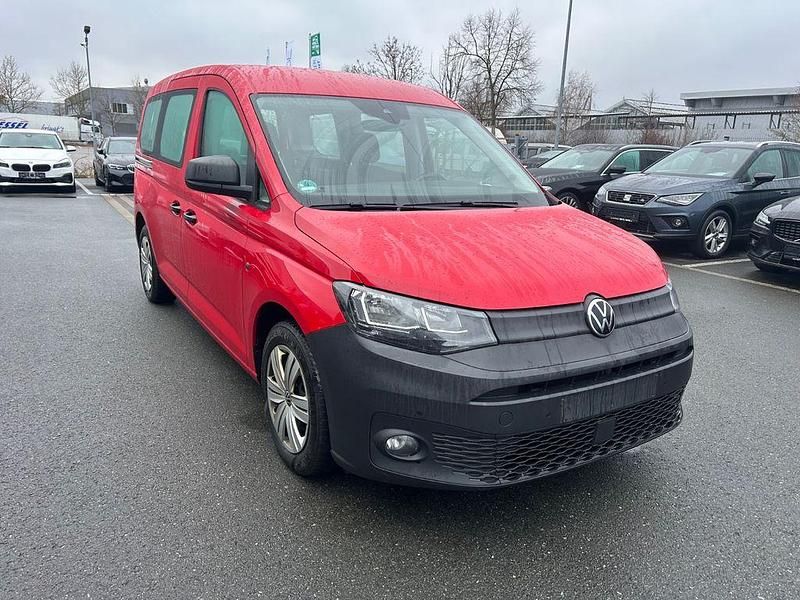 Rot Gebraucht 2021 VW Caddy Maxi Basis Van / Kleinbus | 16.500 € - Bild 1/4