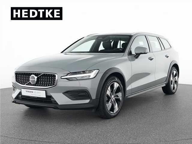 Gebraucht Volvo V60 CC 145 PS (106 kW) 2023 Kombi