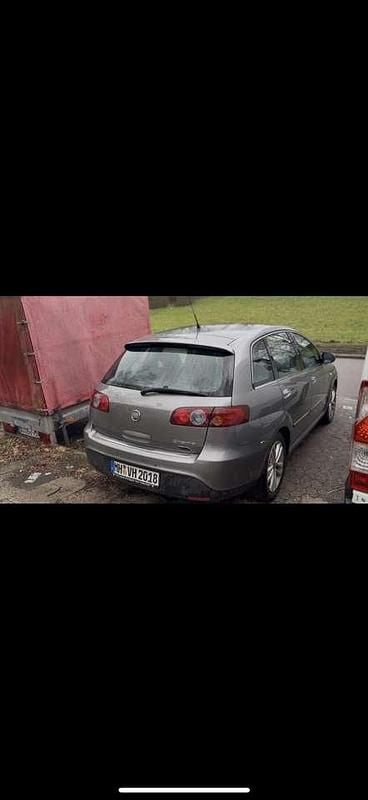 Gebraucht Fiat Croma Dynamic 147 PS (108 kW) 2008 Grau Kombi