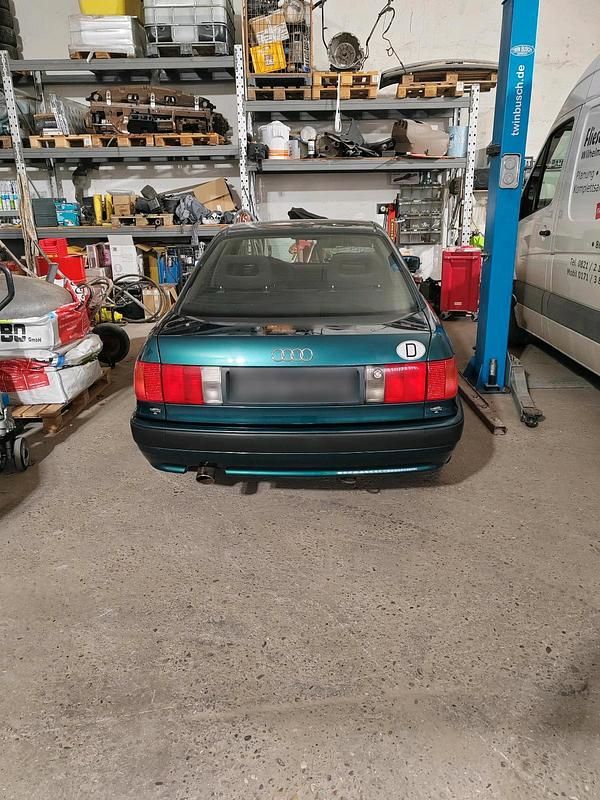 Second-hand Audi 80 90 CP (66 kW) 1993 Verde Berlinǎ
