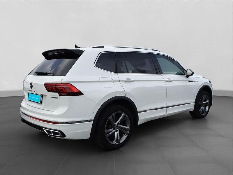Gebraucht VW Tiguan Allspace R-line 150 PS (110 kW) 2022 Weiß SUV