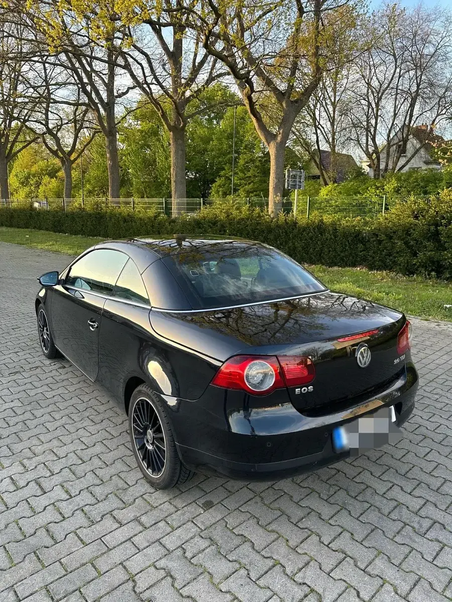 Gebraucht VW Eos Individual 140 PS (102 kW) 2008 Schwarz Cabrio
