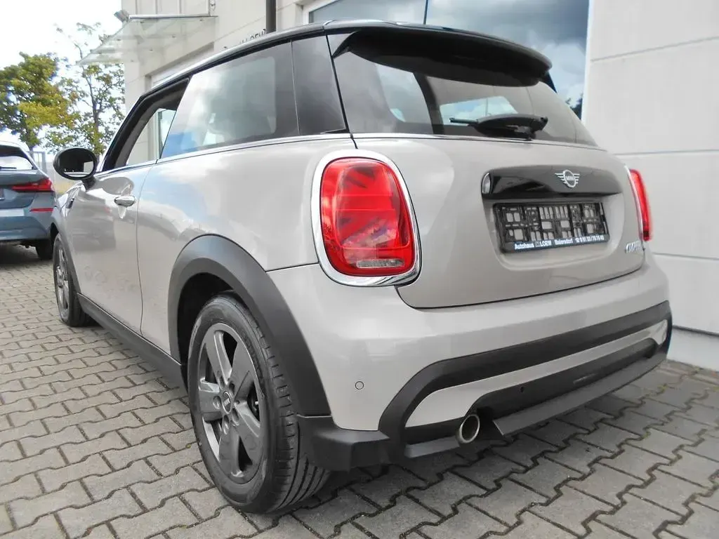 Gebraucht Mini Cooper 136 PS (100 kW) 2023 Grau Kleinwagen