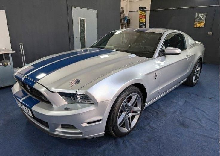 Silber Gebraucht 2013 Ford Mustang Coupé | 15.299 € (Fairer Preis) - Bild 1/4