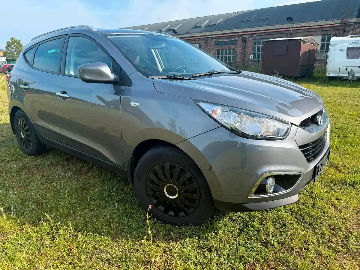 Gebraucht Hyundai ix35 184 PS (135 kW) 2012 Grau SUV