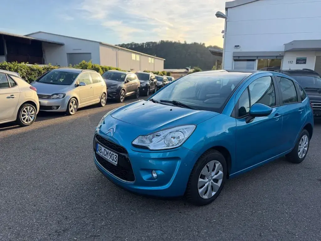 Gebraucht Citroën C3 Tendance 95 PS (69 kW) 2012 Lackierung blau belleile/meta Limousine