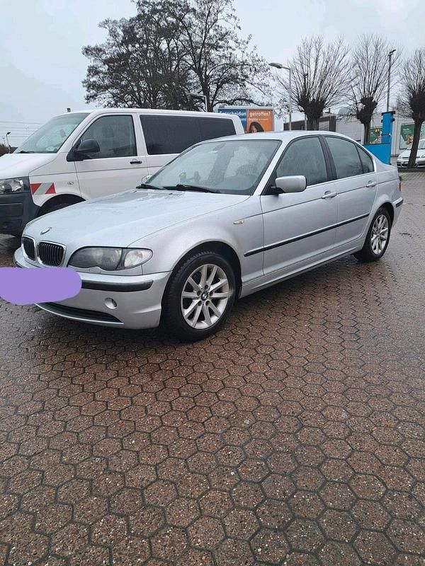 Gebraucht BMW 318 143 PS (105 kW) 2004 Silber Limousine