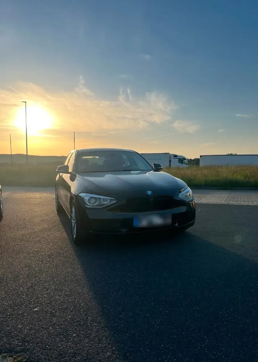 Gebraucht BMW 116 Sport Line 136 PS (100 kW) 2012 Schwarz Kleinwagen