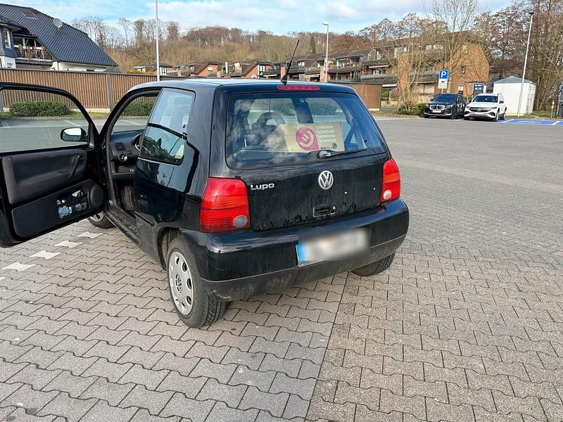 Gebraucht VW Lupo 60 PS (44 kW) 2002 Schwarz Kleinwagen