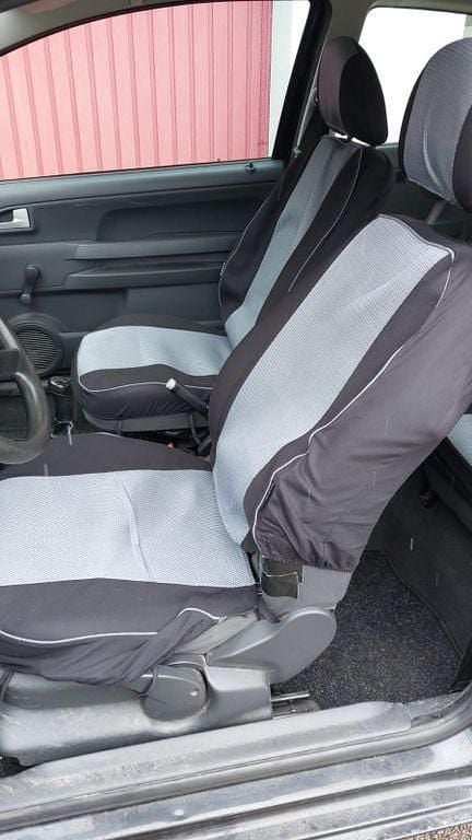 Gebraucht VW Fox 60 PS (44 kW) 2006 Schwarz Kleinwagen