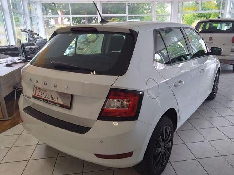 Gebraucht Skoda Fabia Cool Plus 95 PS (69 kW) 2019 Weiß Kleinwagen