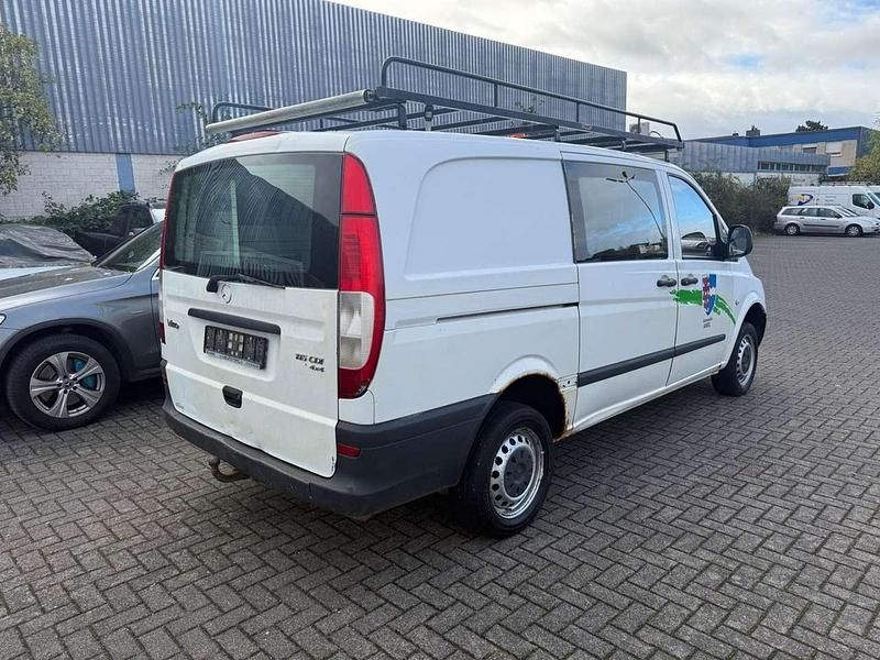 Gebraucht Mercedes Vito 95 PS (69 kW) 2007 Weiß Van