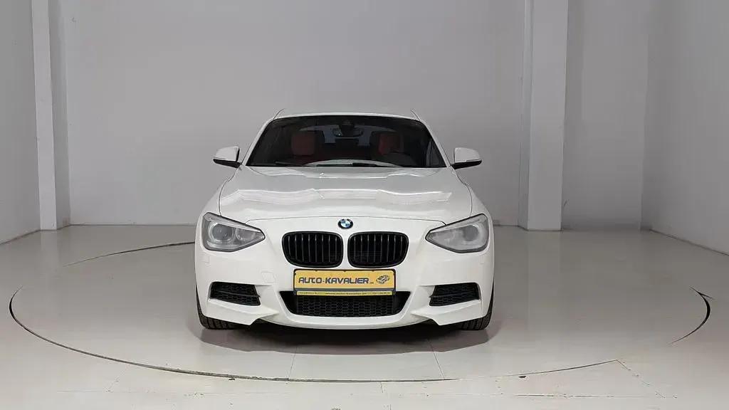 Gebraucht BMW M135 Performance 320 PS (235 kW) 2013 Weiß Kleinwagen