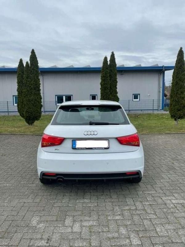 Gebraucht Audi A1 S-Line 95 PS (69 kW) 2015 Weiß Kleinwagen
