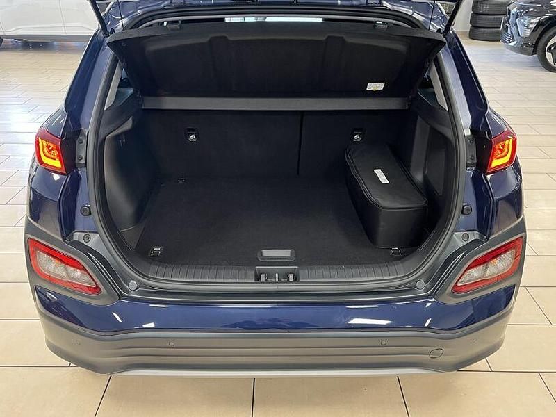 Gebraucht Hyundai Kona Style 150 kW (204 PS) 2021 Blau SUV