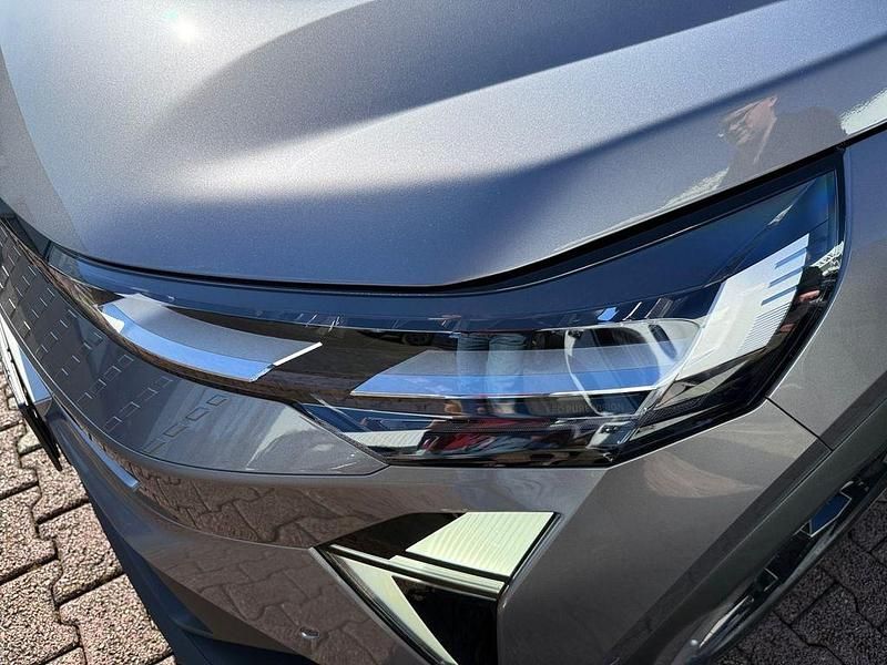 Neu Renault Captur Techno 114 PS (83 kW) 2025 Grau SUV