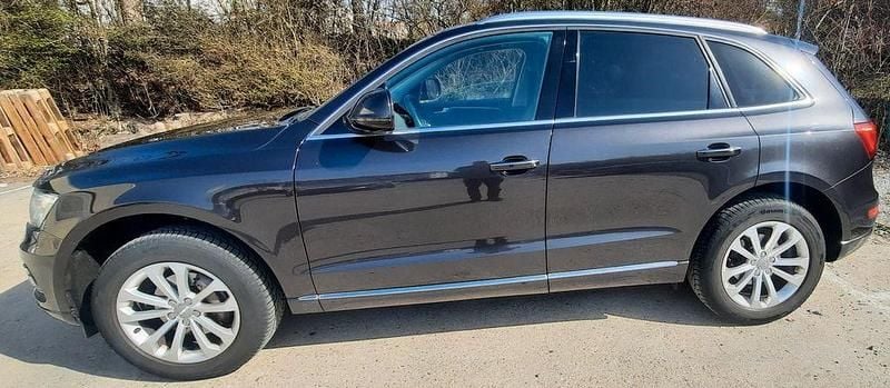 Gebraucht Audi Q5 Ambiente 220 PS (161 kW) 2016 Schwarz SUV