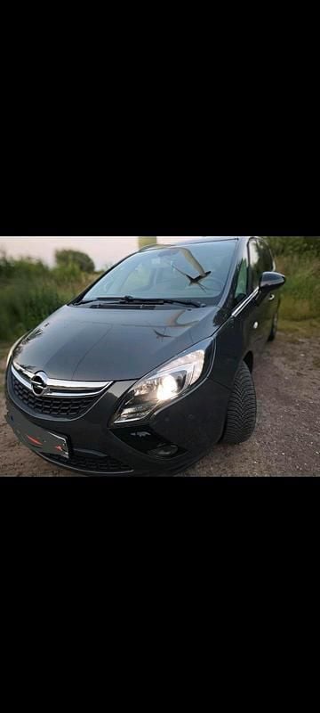 Gebraucht 2015 Opel Zafira Van / Kleinbus | 7.200 € - Bild 1/4
